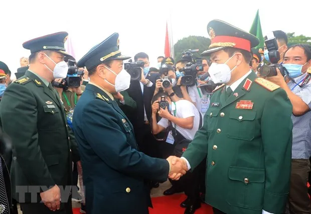 Giao lưu hữu nghị quốc phòng biên giới Việt Nam - Trung Quốc