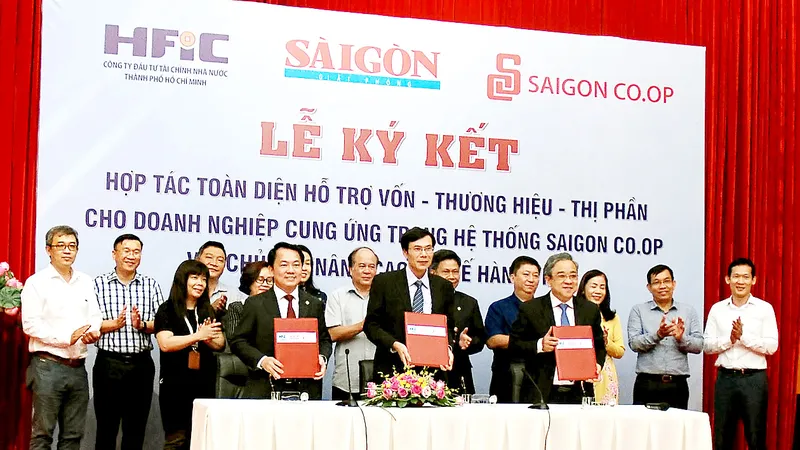 Hợp tác hỗ trợ hàng Việt vươn xa 