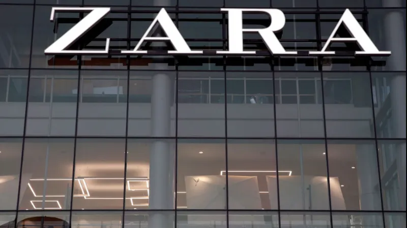 Logo của cửa hàng Zara tại tại trung tâm mua sắm ở Vina del Mar, Chile, ngày 14-7-2019. Ảnh: REUTERS
