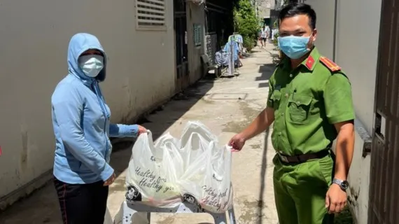 “Chiến sĩ” tuyến đầu trong thế trận lòng dân