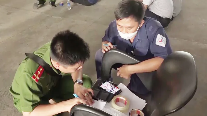 Thủ đoạn hợp thức hóa sai phạm tại các trung tâm đăng kiểm