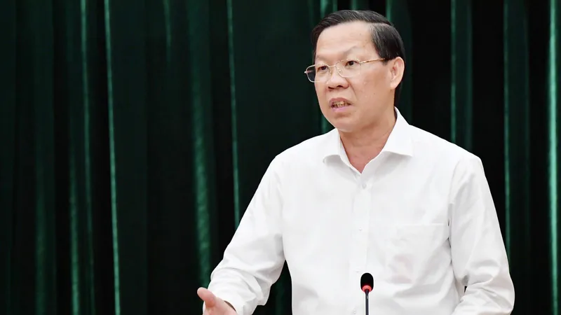 Chủ tịch UBND TPHCM Phan Văn Mãi phát biểu tại buổi làm việc, chiều 21-2-2023. Ảnh: VIỆT DŨNG