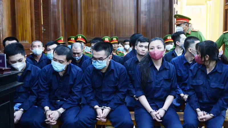 Xét xử vụ băng nhóm chém chết đại ca giang hồ Quân “xa lộ”