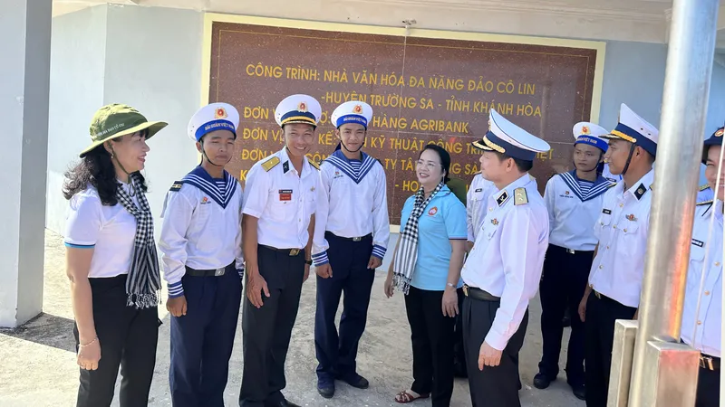 Chủ tịch Ủy ban MTTQ Việt Nam TPHCM Trần Kim Yến: Biển đảo có yên bình, người dân mới được sống trong hòa bình 