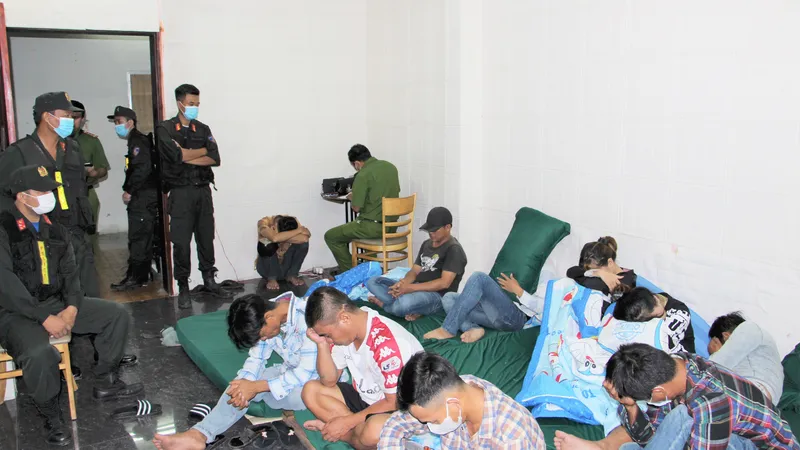 Podcast bản tin tối 22-5: 32 đối tượng nam, nữ thuê phòng nghỉ để sử dụng ma túy