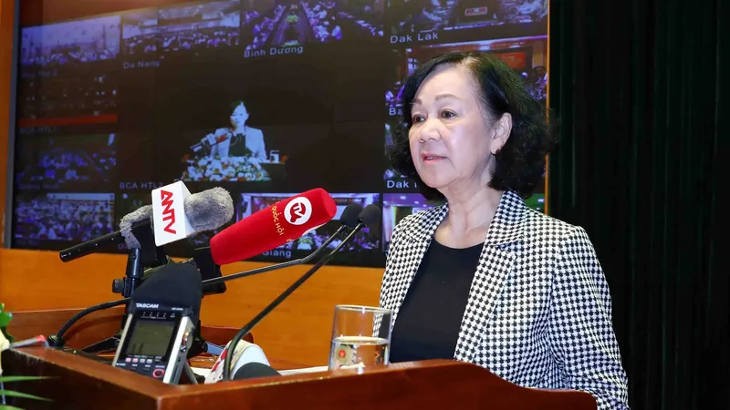 Giải quyết ùn tắc giao thông cần cả nguồn lực và sự quyết liệt của các địa phương