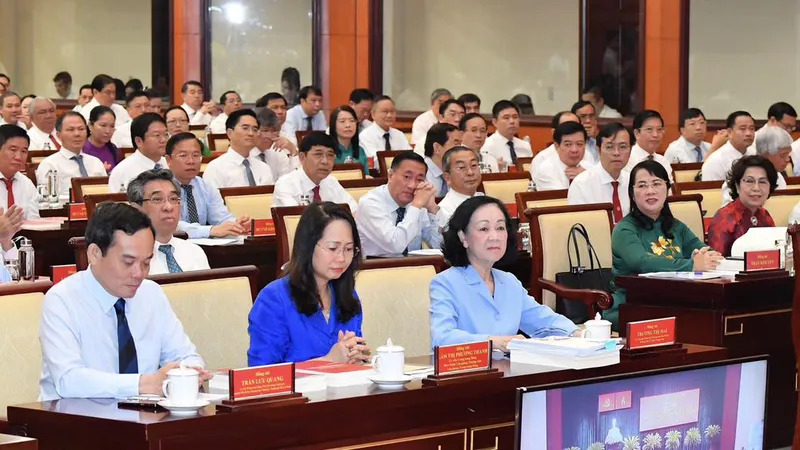 Thường trực Ban Bí thư dự sơ kết giữa nhiệm kỳ Đại hội Đảng bộ TPHCM lần thứ XI