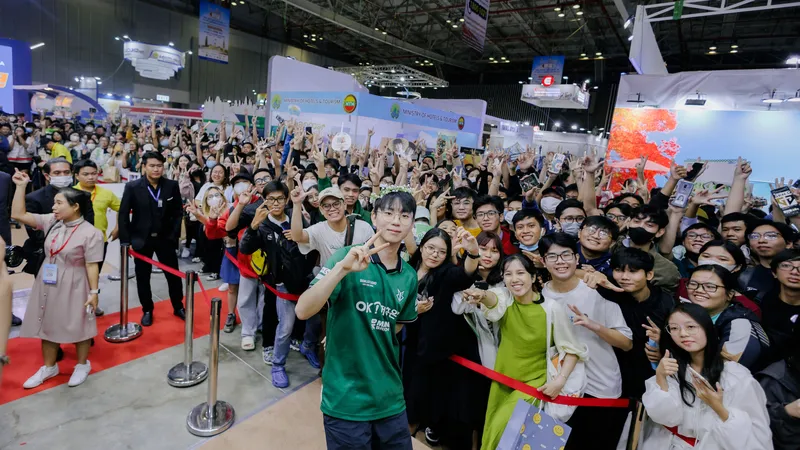 ITE HCMC bùng nổ với sự xuất hiện của game thủ Liên minh huyền thoại Morgan
