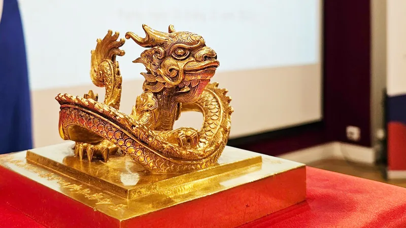 Khơi nguồn giá trị trăm năm - Bài 1: Nhìn mặt chốt đơn