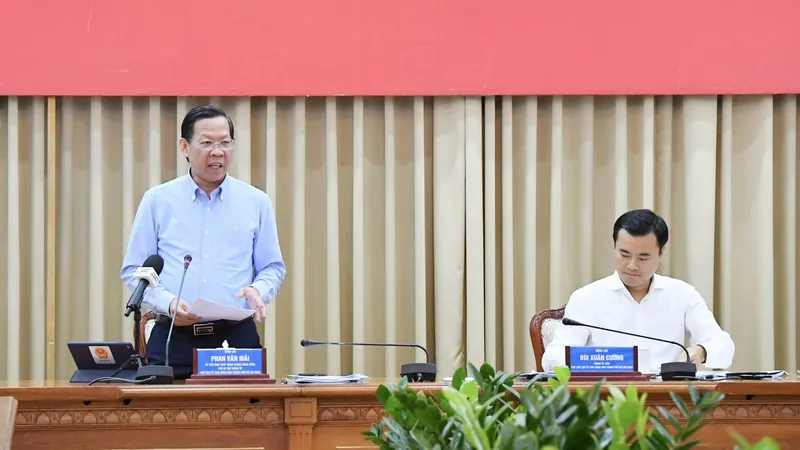 Chủ tịch UBND TPHCM Phan Văn Mãi: Phê bình các ban, chủ đầu tư chưa quyết tâm đẩy nhanh tiến độ 