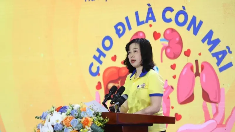 Bộ trưởng Bộ Y tế kêu gọi cán bộ, nhân viên ngành y tế đăng ký hiến mô, tạng cứu người