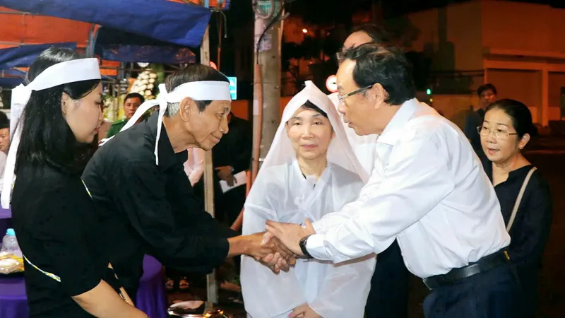 Thương tiếc Nhân sĩ - Nhà nghiên cứu sử học Nguyễn Đình Đầu