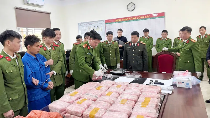 Triệt phá đường dây ma túy xuyên biên giới, thu giữ trên 43,5kg ma túy tổng hợp