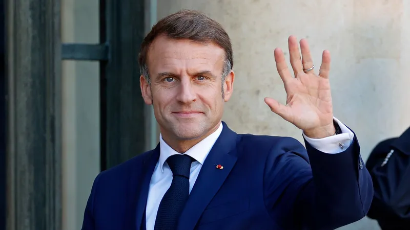 Tổng thống Cộng hòa Pháp Emmanuel Macron