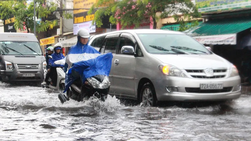 Đường Trương Công Định, thành phố Vũng Tàu bị ngập
