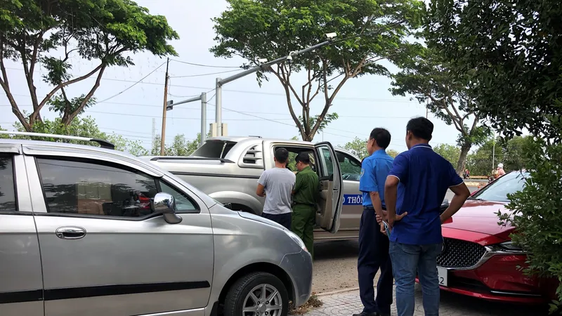 Cơ quan CSĐT khám xét xe và nơi làm việc của 4 thanh tra giao thông tỉnh Bà Rịa - Vũng Tàu