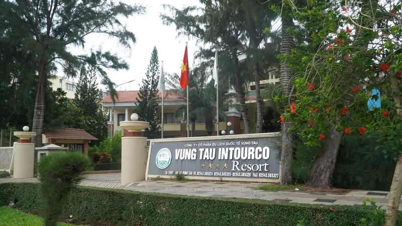 Không tự bàn giao mặt bằng, Công ty cổ phần du lịch Quốc tế Vũng Tàu bị buộc cưỡng chế công trình