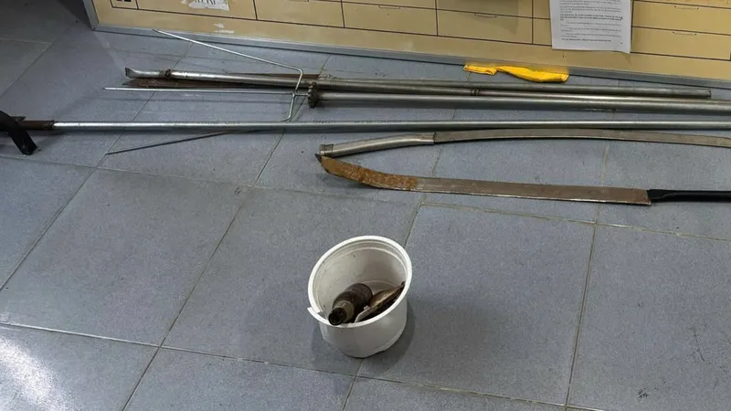 Ngăn chặn kịp thời 2 nhóm đối tượng chuẩn bị hỗn chiến