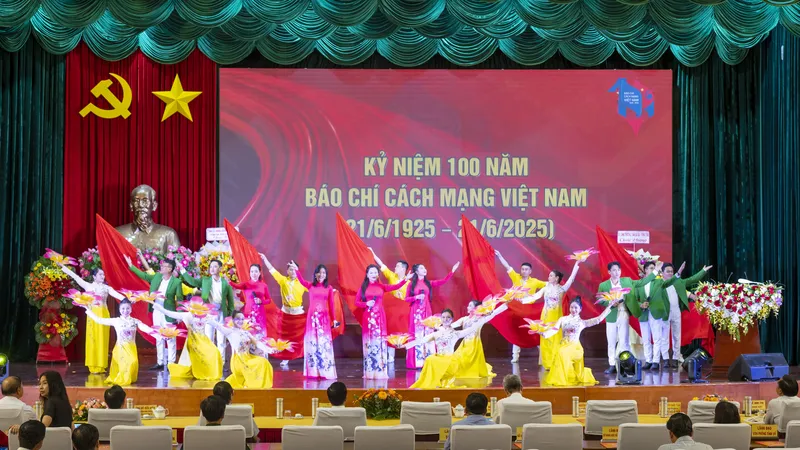Quang cảnh buổi họp mặt kỷ niệm 100 năm Ngày Báo chí Cách mạng Việt Nam (21-6-1925 - 21-6-2025) tại Bà Rịa - Vũng Tàu