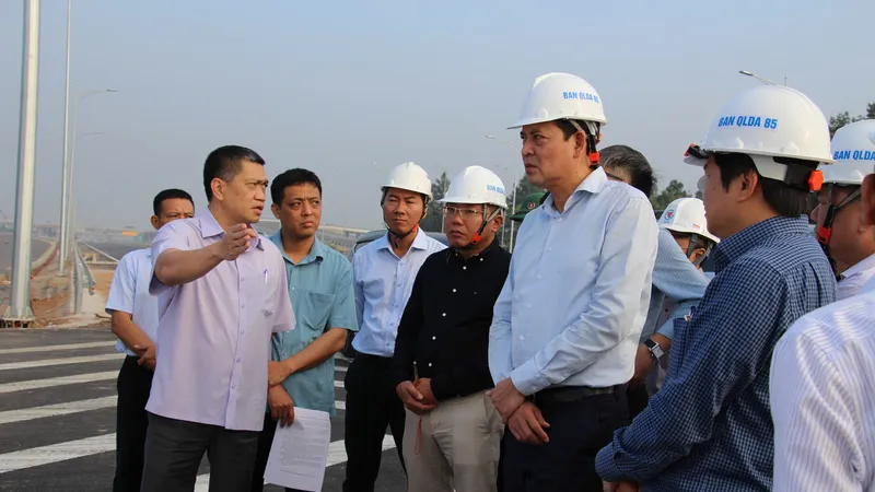 Đoàn công tác của Bộ Xây dựng kiểm tra điều kiện vận hành tạm thời cao tốc Biên Hòa - Vũng Tàu trước Tết Nguyên đán Bính Ngọ 2026