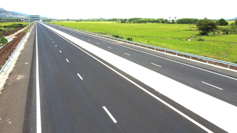 Dự án thành phần 3 đường cao tốc Biên Hòa - Vũng Tàu đoạn qua địa bàn TPHCM đã sẵn sàng đưa vào khai thác