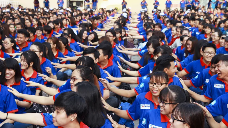 Sức trẻ tình nguyện ngày ra quân