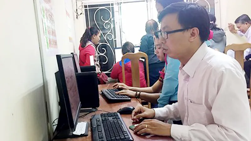 Việc đăng ký trực tuyến giúp người dân chủ động, tiết kiệm thời gian
