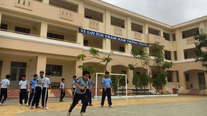 Lý Nhơn thay da đổi thịt