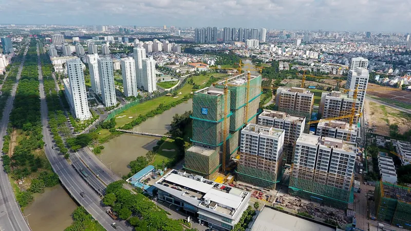  Một góc đô thị Phú Mỹ Hưng quận 7. Ảnh: VIỆT DŨNG Một góc đô thị Phú Mỹ Hưng quận 7. Ảnh: VIỆT DŨNG