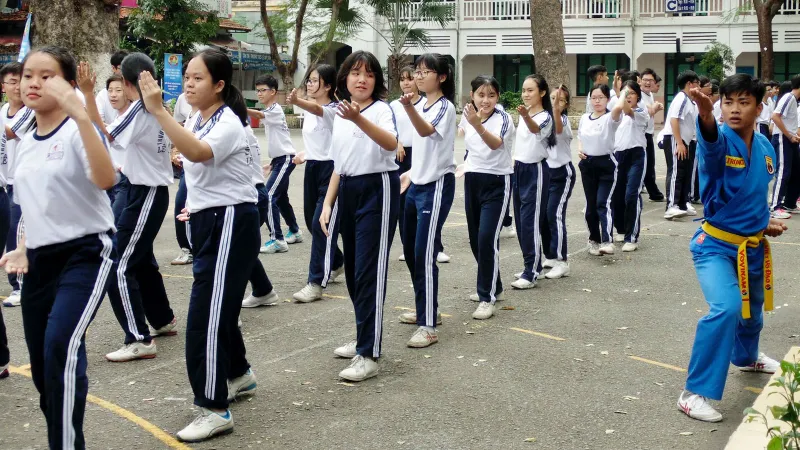 Nhập nhằng quỹ vận động của hội phụ huynh 