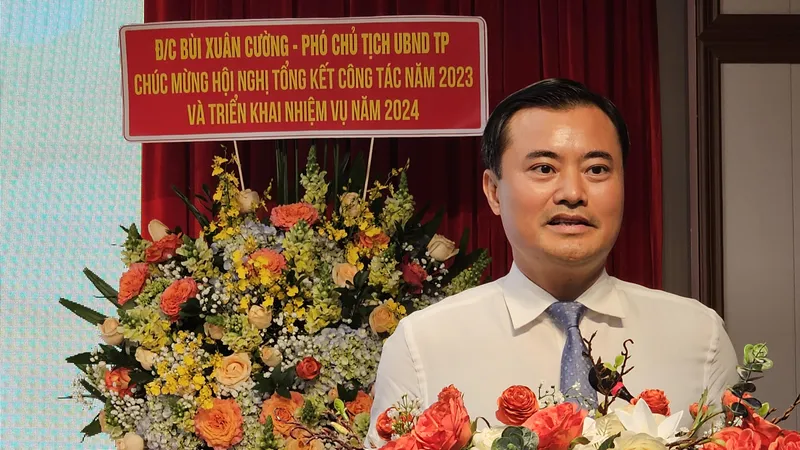 Phó Chủ tịch Bùi Xuân Cường phát biểu chỉ đạo tại hội nghị