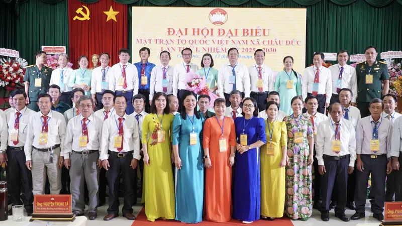 Bồi dưỡng kỹ năng chuyển đổi số cho 100% cán bộ mặt trận