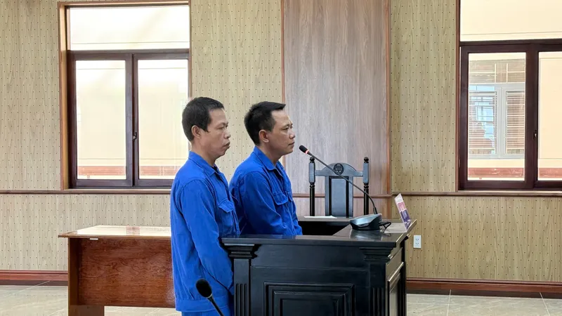 Tuyên án 2 thuyền trưởng đưa tàu cá vượt biên trái phép, vi phạm quy định IUU