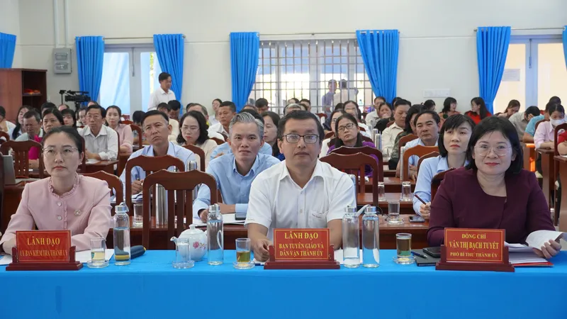 Long Hải đặt mục tiêu tăng trưởng kinh tế hơn 8,4% trong năm 2026