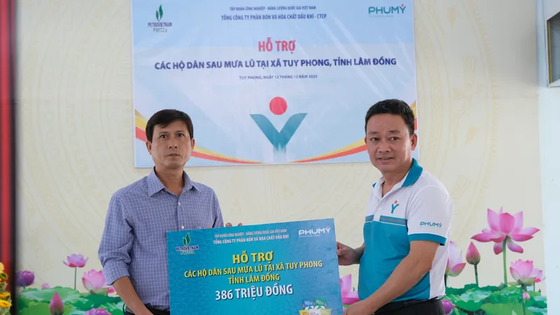 Phân bón Phú Mỹ hỗ trợ 386 triệu đồng cho người dân bị thiên tai tỉnh Lâm Đồng