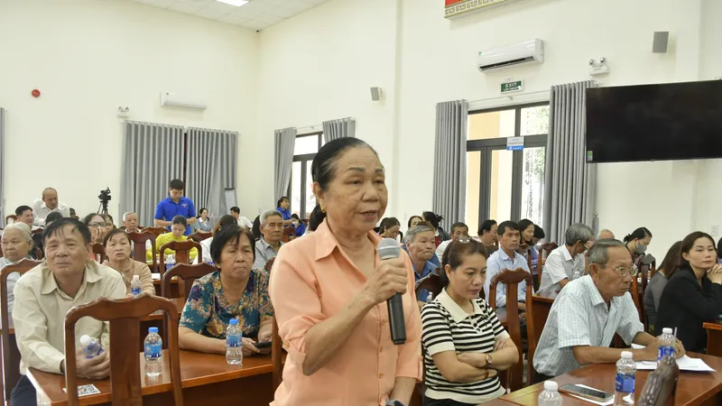 Cử tri phản ánh bất cập an toàn thực phẩm, kiến nghị xử lý tham nhũng