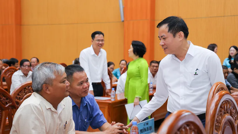 Cử tri phường Bà Rịa kiến nghị đầu tư hạ tầng, nâng chất lượng giáo dục và y tế