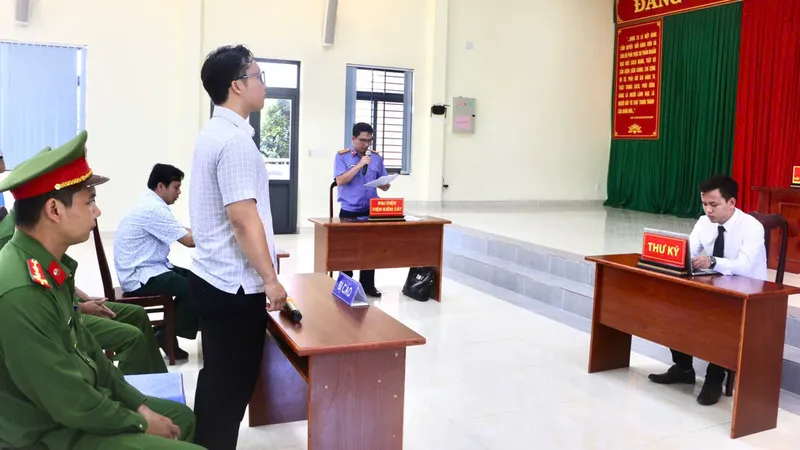 Phiên tòa giả định nâng cao nhận thức ngư dân về khai thác IUU