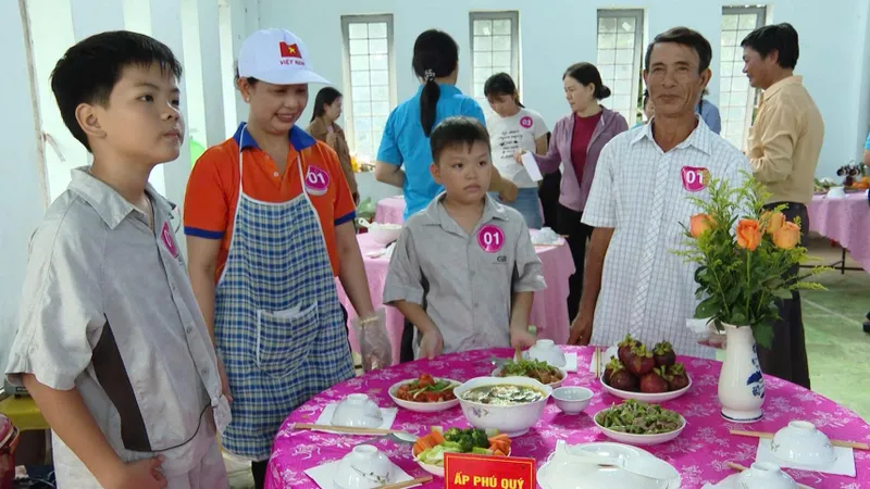Sôi nổi các hoạt động chào mừng Ngày Gia đình Việt Nam