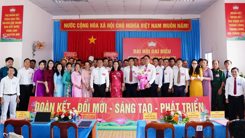 Khơi dậy sức dân, xây dựng nông thôn mới thông minh