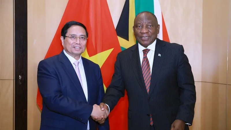 Thủ tướng Phạm Minh Chính hội kiến Tổng thống Cộng hòa Nam Phi Matamela Cyril Ramaphosa. Ảnh: TTXVN 