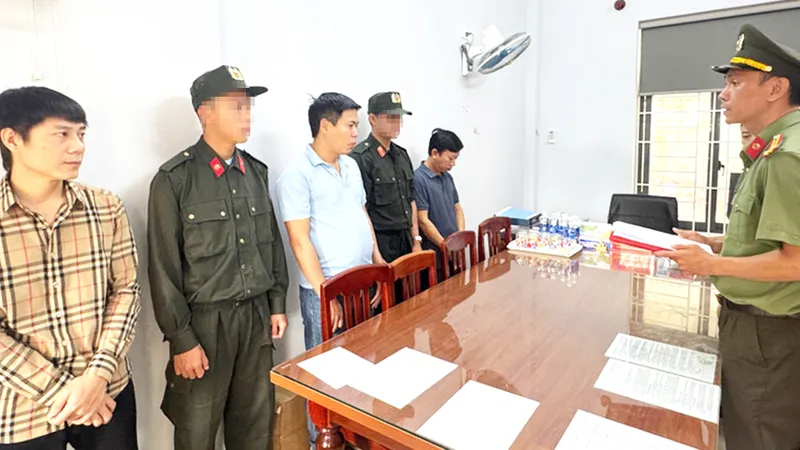 Khởi tố 4 đối tượng đưa người nhập cảnh trái phép vào Việt Nam