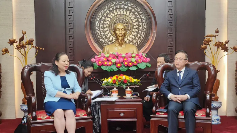 Đồng chí Đặng Minh Thông tại buổi tiếp đồng chí Viên Cổ Khiết. Ảnh: VIỆT ANH