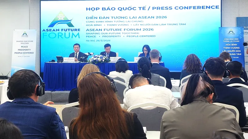 Bộ Ngoại giao tổ chức họp báo quốc tế giới thiệu về Diễn đàn Tương lai ASEAN 2026. Ảnh: MINH ANH