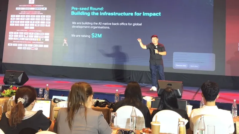 Đại diện startup thuyết trình dự án gọi vốn trước các quỹ đầu tư và nhà đầu tư thiên thần tại DAVAS 2026