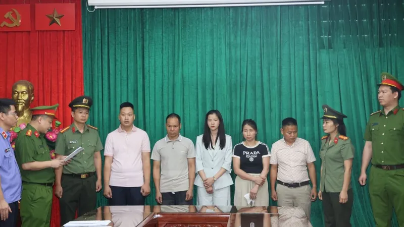 Khởi tố nhóm đối tượng làm giả hồ sơ nhà ở xã hội để trục lợi