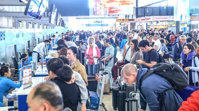 Quy định nghĩa vụ hỗ trợ và bồi thường cho hành khách khi chuyến bay bị chậm, hủy