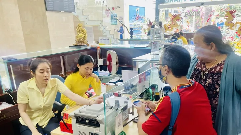Chiều 19-6, giá vàng giảm thêm 1,1 triệu đồng/lượng