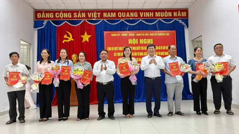 Xã Thường Tân: Công bố các ấp mới, kiện toàn hệ thống chính trị cơ sở