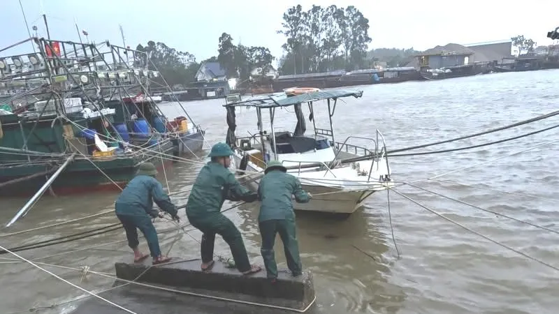 Quảng Ninh: Bão số 1 làm 30 nhà tốc mái, 600ha nuôi trồng thủy sản bị thiệt hại